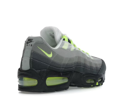 Nike Air Max 95 OG Big Bubble en neón (2025)
