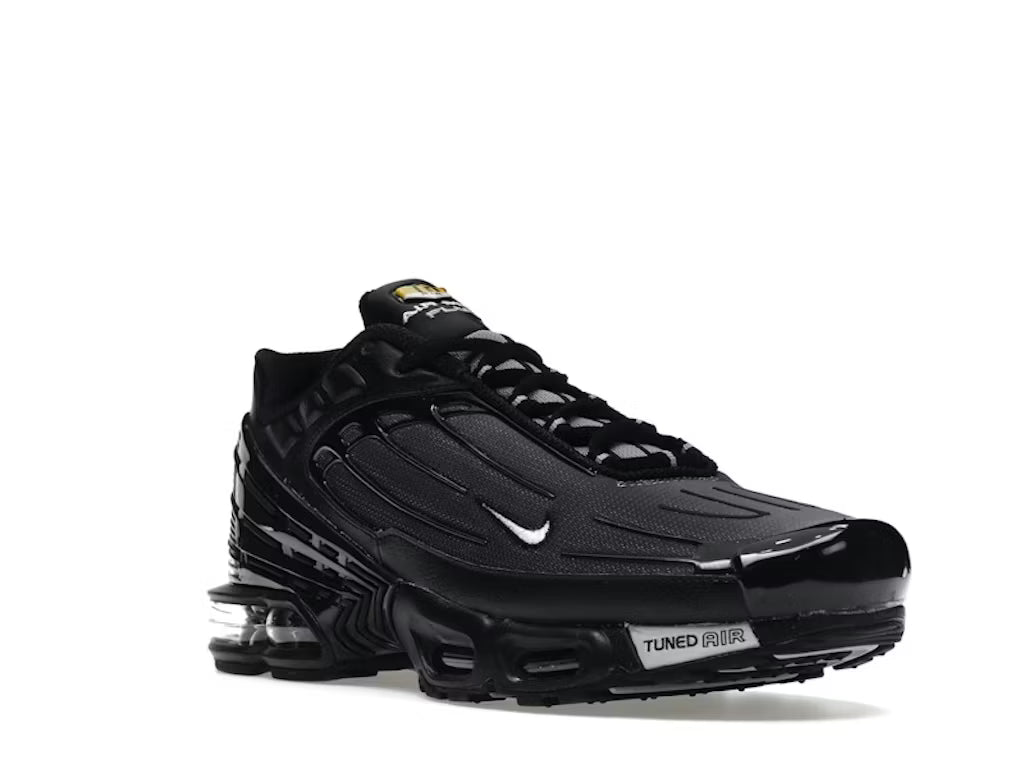 Nike Air Max Plus 3 en negro y gris claro