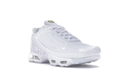 Nike Air Max Plus 3 en blanco monocromático