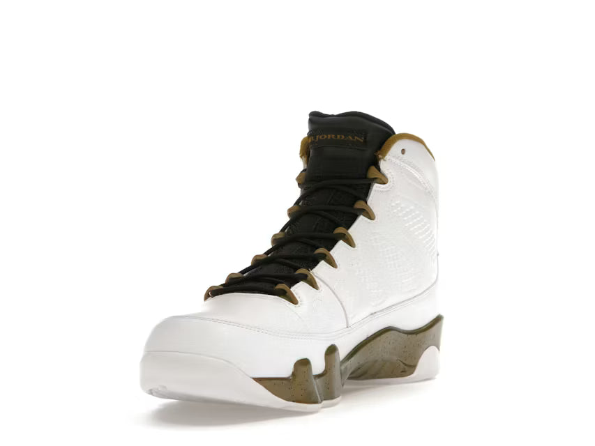 Jordan 9 Retro Statue