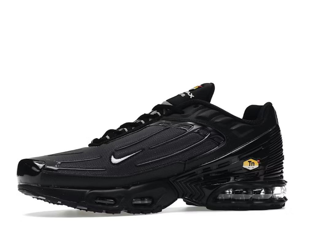 Nike Air Max Plus 3 en negro y gris claro