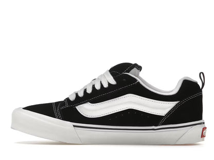 Vans Knu Skool en blanco y negro
