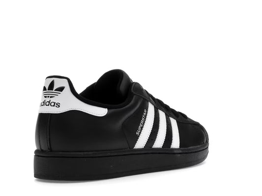 adidas Superstar 2 Nube negra central blanca