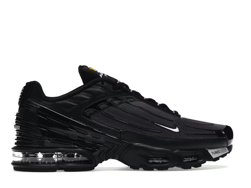Nike Air Max Plus 3 en negro y gris claro
